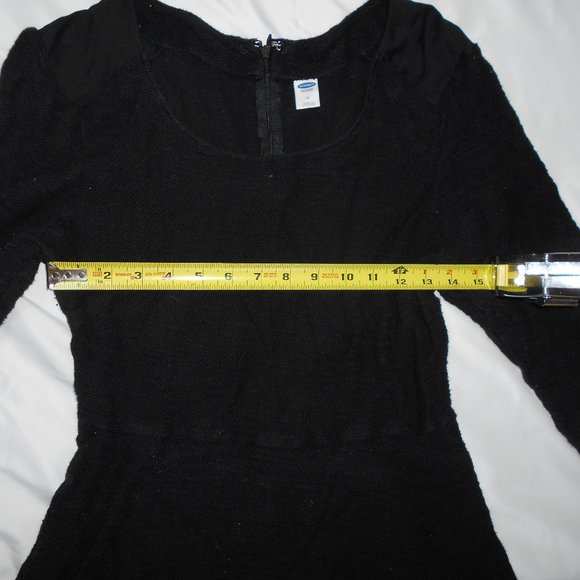 Black textured fit and flare dress with sleeves - Picture 3 of 4